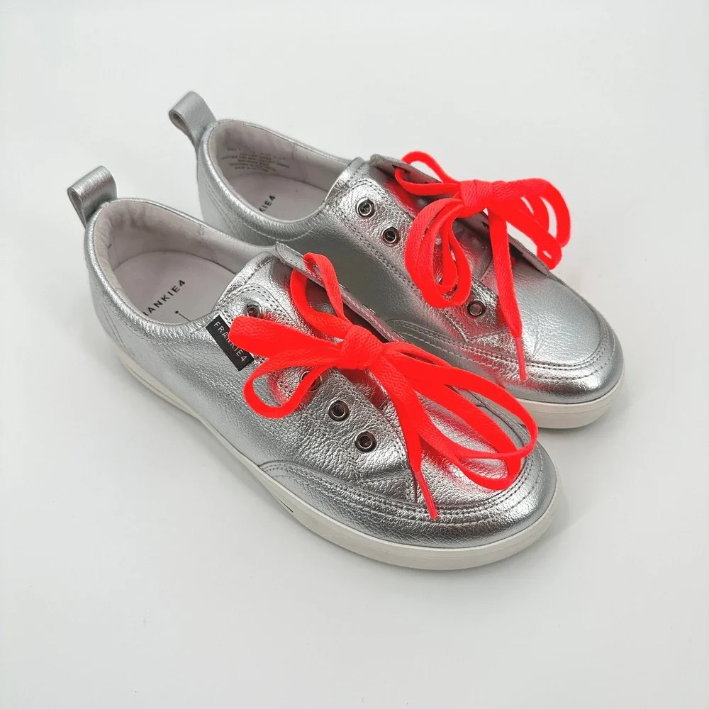 Frankie4 Ellie V Silver Tumbled Metallic Leather Sneakers‎ Womens 7.5 *READ*